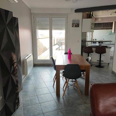 Appartement 2 Chambres Spacieuses Avec Terrasse Brouckerque Exterior foto